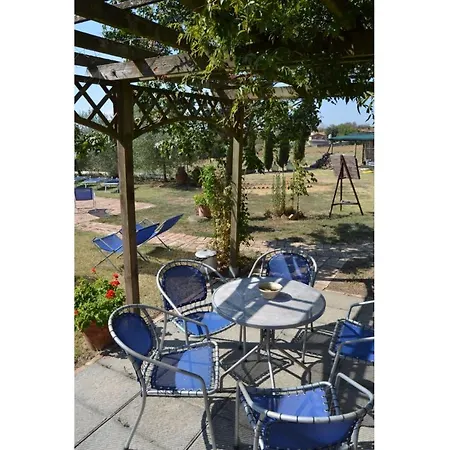 Le Casine-perignano-spinelli Sleeps 4 Apartment